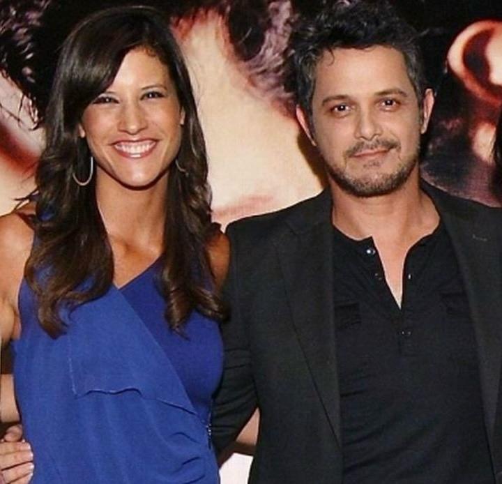 ALEJANDRO SANZ TIENE ESPECIAL REENCUENTRO CONMARÍA PÍA COPELLO: “FELIZ DE ESTAR CONTIGO”