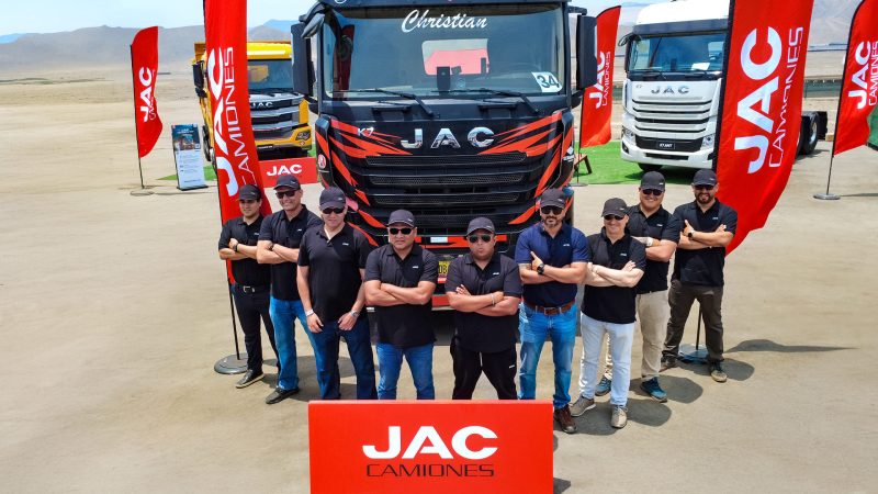 TRACTO JAC K7 “DRAGÓN ROJO” DEMOSTRÓ SU DESEMPEÑO EN LOS “PIQUES TRUCKS” EN LA CHUTANA