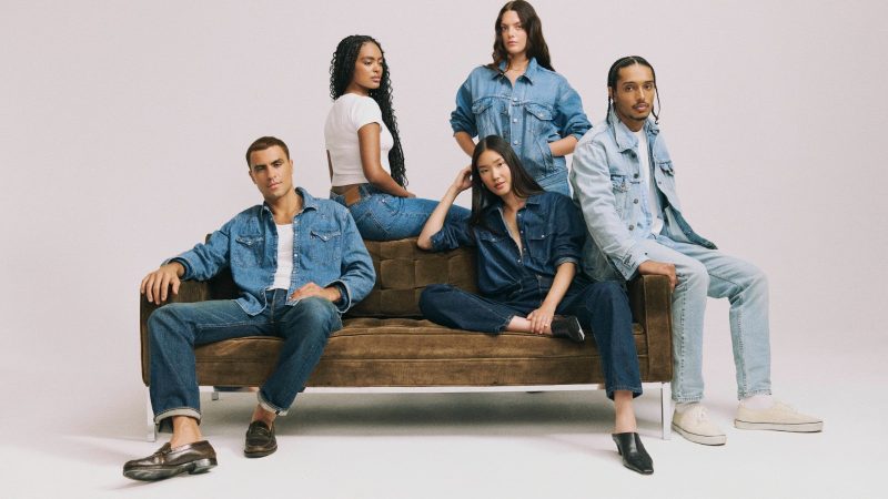 3 jeans para tu signo zodiacal: encuentra el denim que vibra contigo