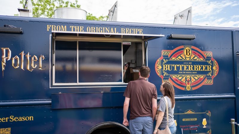 Temporada de Butterbeer vuelve para celebrar los 25 años de magia de Harry Potter