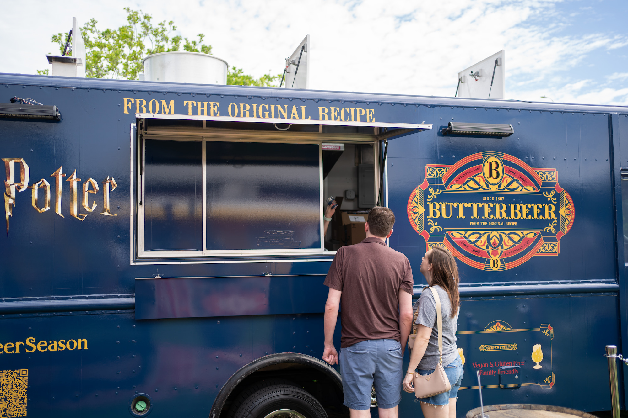 Temporada de Butterbeer vuelve para celebrar los 25 años de magia de Harry Potter