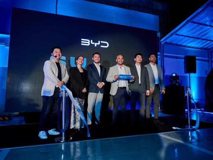 BYD lanza la Yuan Up Súper Híbrida Enchufable en Perú: la SUV que ya conocías, ahora sin límites de autonomía, y con nueva sede en Surco para vivirlo de cerca