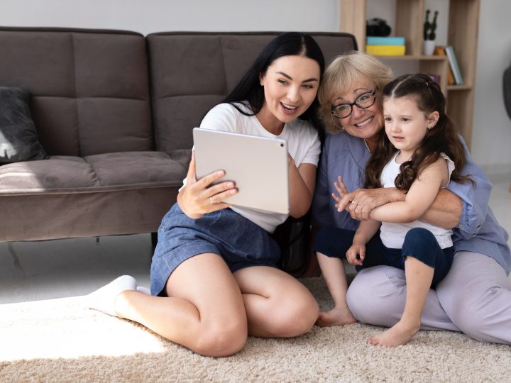 Regalos para mamá: ¿qué tecnología práctica regalar en el Día de la Madre?