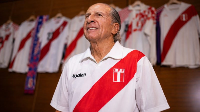 Conoce las camisetas más legendarias de Perú en los Mundiales