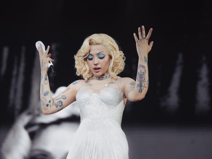 A DOS SEMANAS DEL CONCIERTO DE MON LAFERTE EN LIMA LA EXPECTATIVA CRECE Y LAS ENTRADAS ESTÁN POR AGOTARSE 