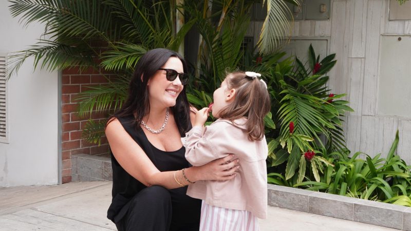 Skechers Perú apuesta por visibilizar la maternidad real con campaña protagonizada por creadoras de contenido