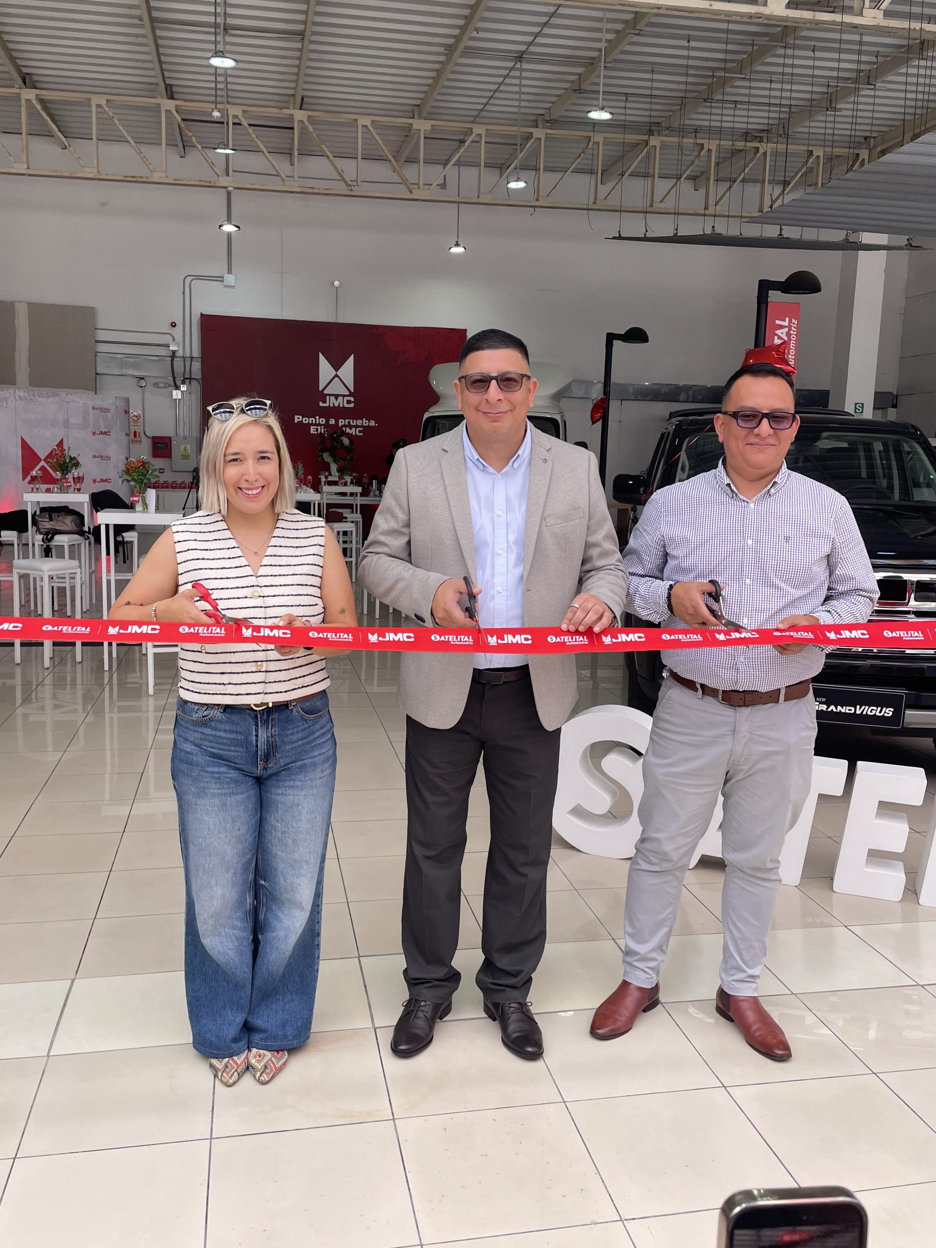 JMC inaugura nueva tienda en Bellavista junto a Satelital Automotriz y consolida a Perú como su principal mercado en Latinoamérica
