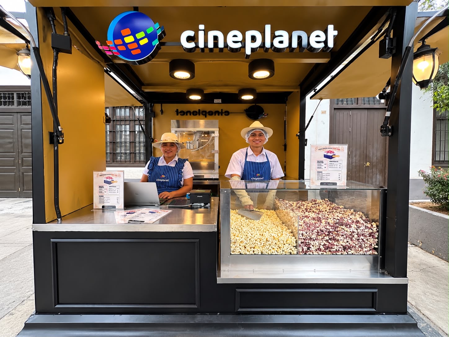 La canchita de Cineplanet sale por primera vez del cine y llega al Centro Histórico de Lima con un nuevo sabor a turrón