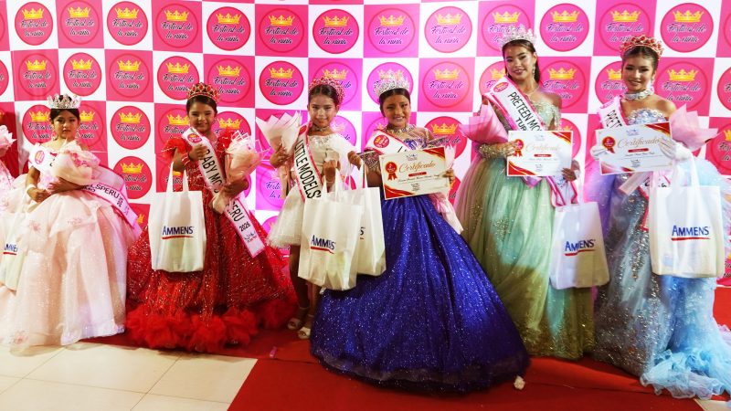¡20 PRINCESAS DE TODO EL PERÚ SE LUCIERON EN EL 8° FESTIVAL DE LA NIÑA!