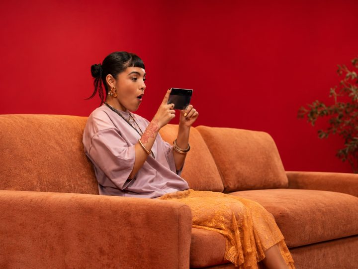 ¿Ves series y películas desde el celular? Cuatro aspectos a considerar al elegir un smartphone